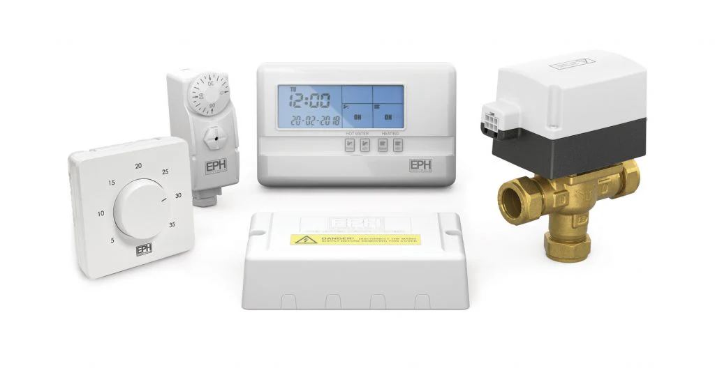 CR22P - Pack c/w R27-HW, B322PF, CM2, WRP & WC2 Y Plan Heating Control Packs