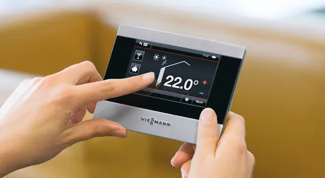 Viessmann 16 kW Vitocal 222-A Air Source Heat Pump (AWOT-M-E-AC 221.A16 230) Heating & Cooling with integrated 220 litre DHW cylinder - Z017314 - Image 6